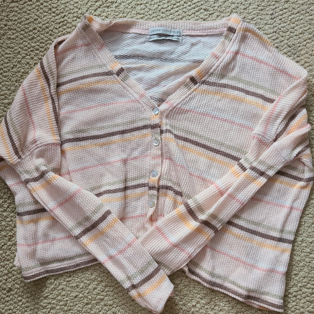 Urban outfitters sweater size xs